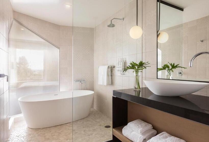 جناح مزود بتراس, Kimpton La Peer Hotel West Hollywood, An Ihg