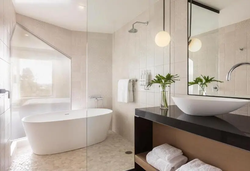 Suite with Terrace, Kimpton La Peer Hotel West Hollywood, An Ihg