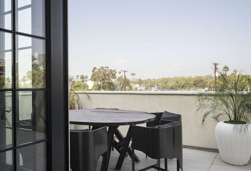 غرفة دور أخير, Kimpton La Peer Hotel West Hollywood, An Ihg