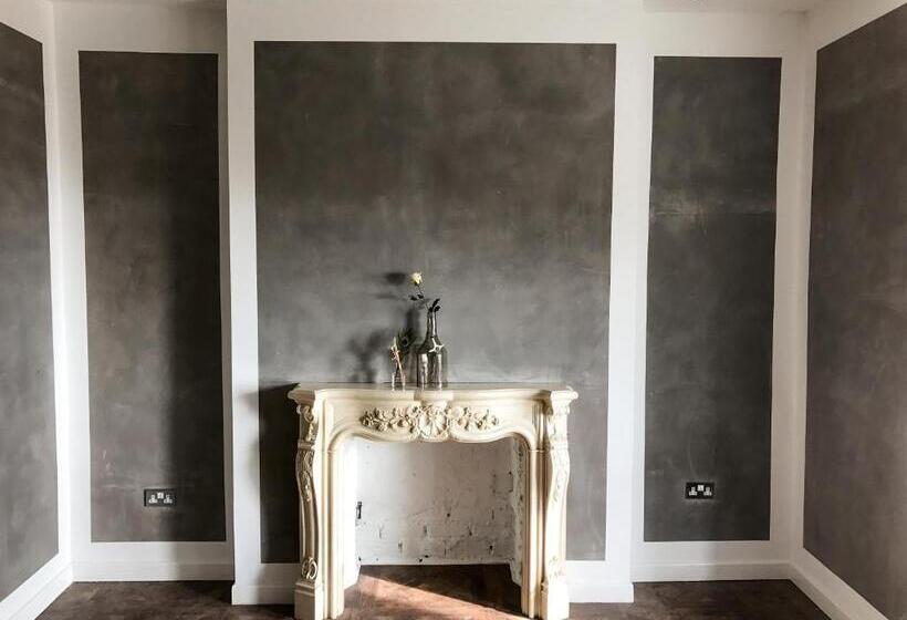 Suite Letto King, The Music Fable