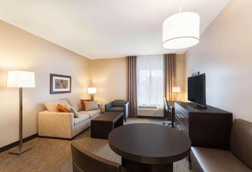 Люкс Кровать Кинг, Wingate By Wyndham Altoona Downtown/medical Center