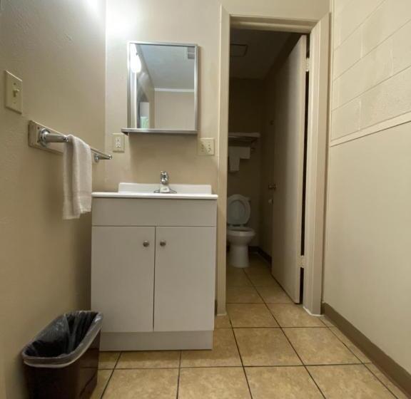 スタンダード４人部屋, Regency Inn