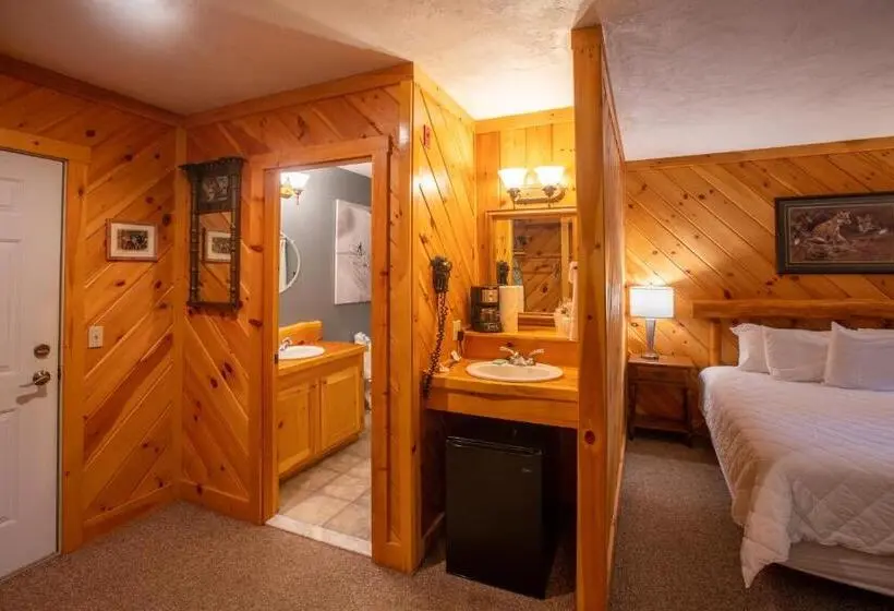 キングサイズベッドのスタンダードルーム, New England Inn & Lodge