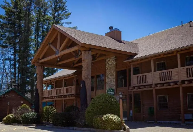 キングサイズベッドのスタンダードルーム, New England Inn & Lodge