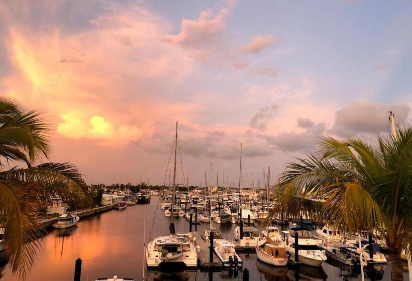 غرفة قياسية لذوى الاحتياجات الخاصة, The Perry Hotel & Marina Key West