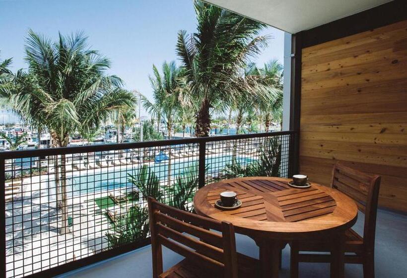 带大床的标准工作室, The Perry Hotel & Marina Key West