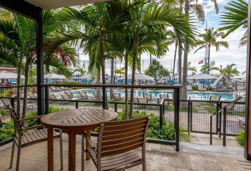 带大床的标准工作室, The Perry Hotel & Marina Key West