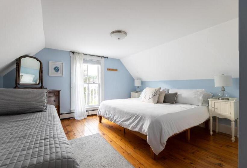 스탠다드 룸 킹사이즈 침대, Woodbridge Inn Bed & Breakfast