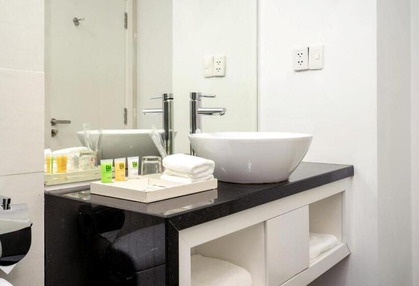 سوییت جونیور, Becamex Hotel Thu Dau Mot