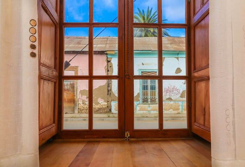 غرفة قياسية ثلاثية, Esquina Elquina Hostal