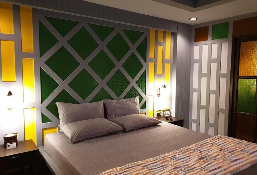 带大床的标准间, Baan Baimai Boutique Room