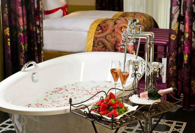 豪华套房, Bei Schumann