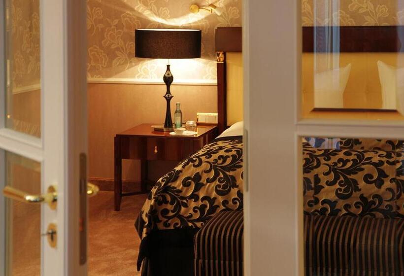 豪华套房, Bei Schumann