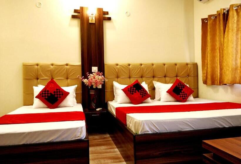 Quarto Triplo Superior, City