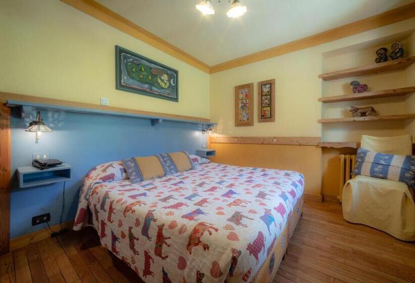 חדר סטנדרט, Della Nouva