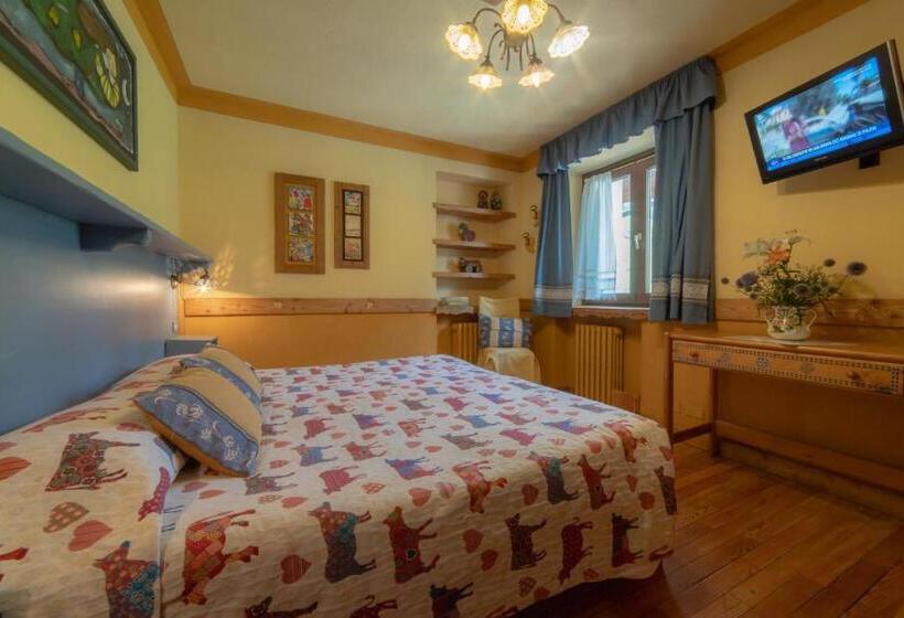 غرفة قياسية, Della Nouva