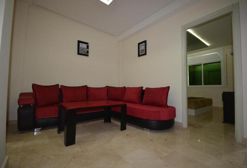 Апартаменты 1 Спальня, Hôtel Café Restaurant Pyramides