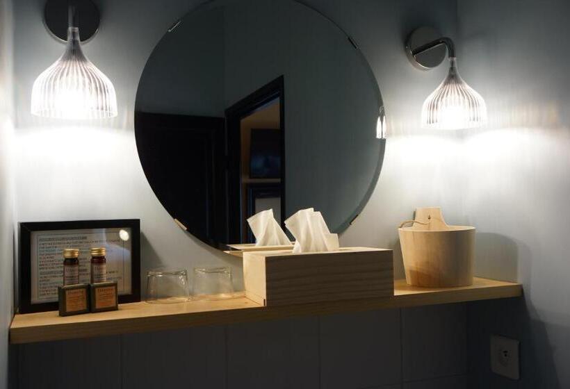 Номер Superior, Hôtel Courtille De Solutré