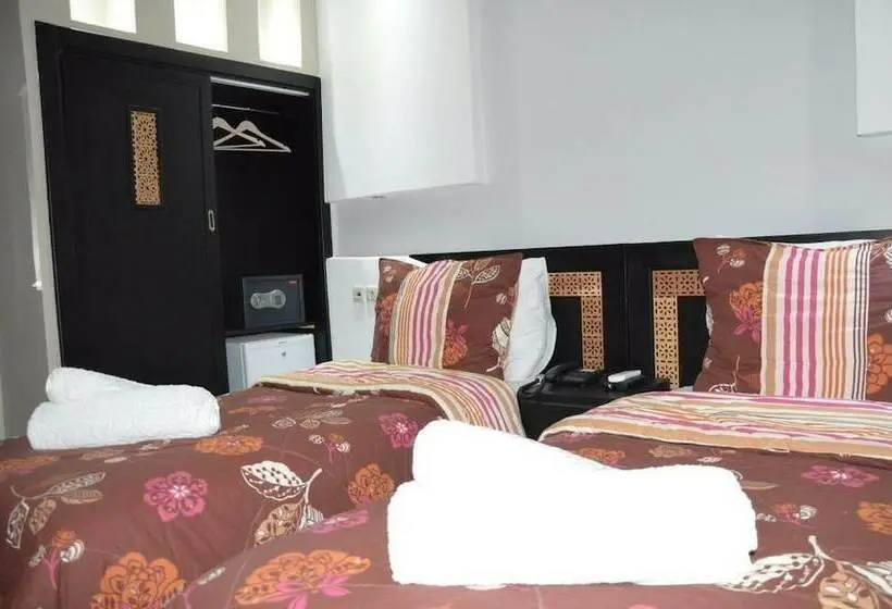 اتاق استاندارد, Hôtel Café Restaurant Pyramides
