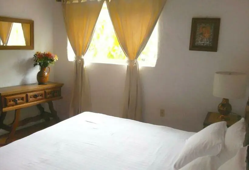 キングサイズベッドのスタンダードルーム, La Casona Breakfast & Wellness Center