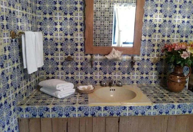 キングサイズベッドのスタンダードルーム, La Casona Breakfast & Wellness Center