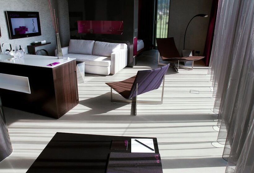 سوییت جونیور, Miura