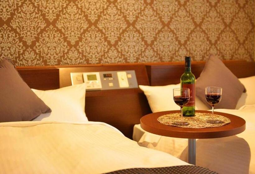 Номер Стандарт, New Gaea Ube