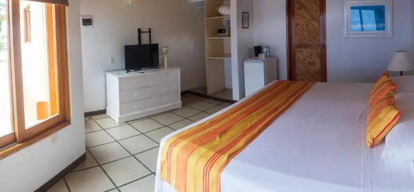 キングサイズベッドのスタンダードルーム, Punta Sal Suites & Bungalows Resort