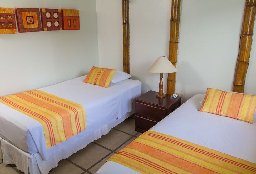 패밀리 방갈로, Punta Sal Suites & Bungalows Resort