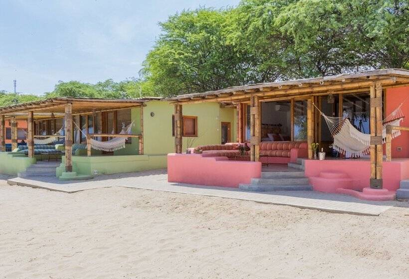 בונגלו משפחתי, Punta Sal Suites & Bungalows Resort