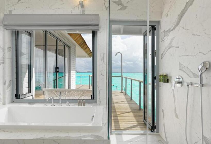 ویلای 1 خوابه, Outrigger Maldives Maafushivaru Resort