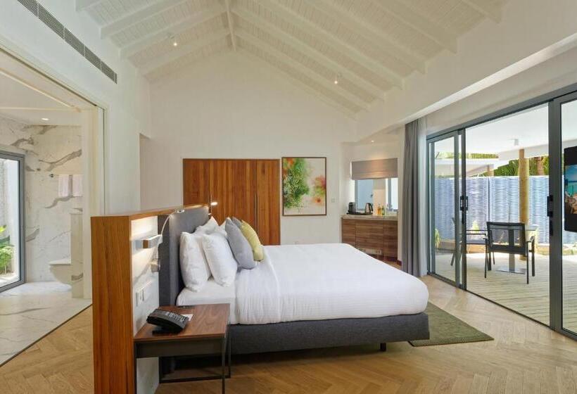 ویلای یک اتاق خوابه با استخر شنا, Outrigger Maldives Maafushivaru Resort