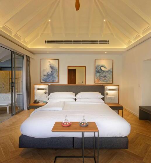 ویلای 1 خوابه, Outrigger Maldives Maafushivaru Resort