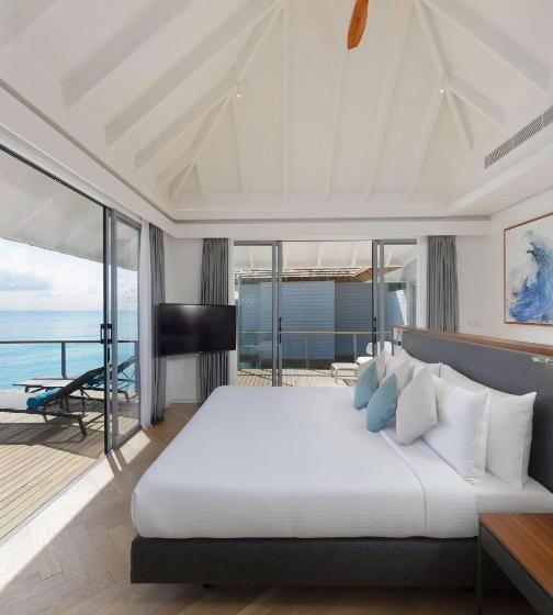 ویلای 1 خوابه, Outrigger Maldives Maafushivaru Resort