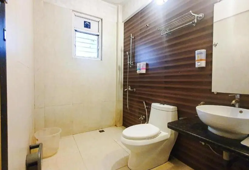 Villa 2 Makuuhuonetta, Rainforest Resort And Spa, Igatpuri