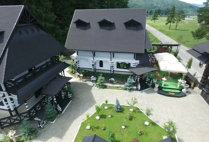 Standard-huone, Complex Lions Bucovina