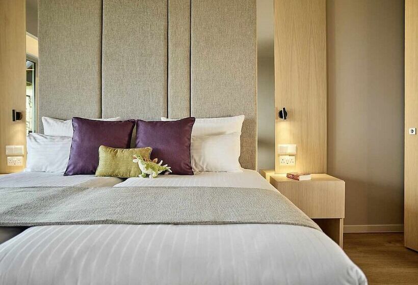 חדר סטנדרט צדדי נוף לים, Robinson Cyprus