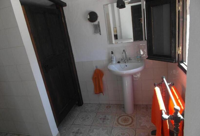 غرفة قياسية, Casa El Chorro