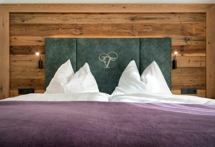 غرفة قياسية مزوَّدة بشُرفة, Der Tröpolacherhof Hotel & Restaurant