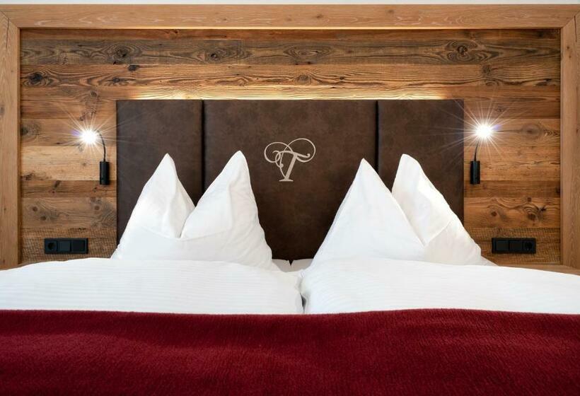 غرفة قياسية مزوَّدة بشُرفة, Der Tröpolacherhof Hotel & Restaurant