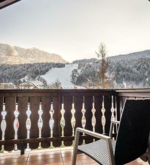 Номер Стандарт с Балконом, Der Tröpolacherhof Hotel & Restaurant
