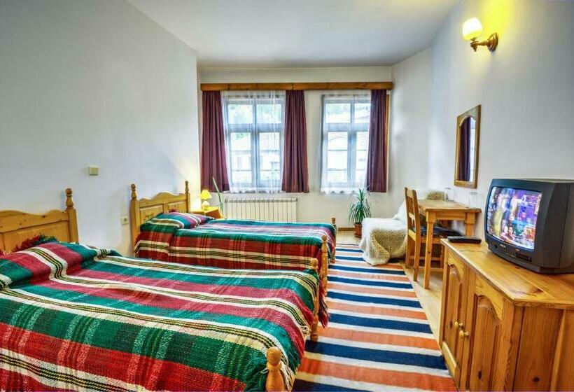 标准间带山景, Kalina