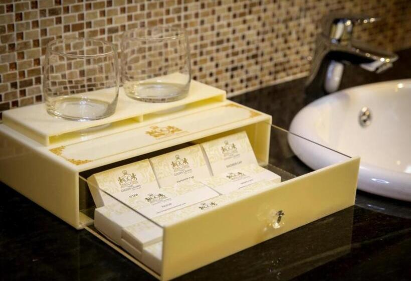 Номер Deluxe, The Golden Crown