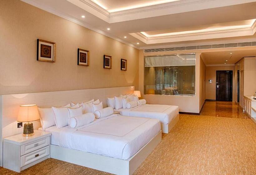 Люкс Премиум, The Golden Crown