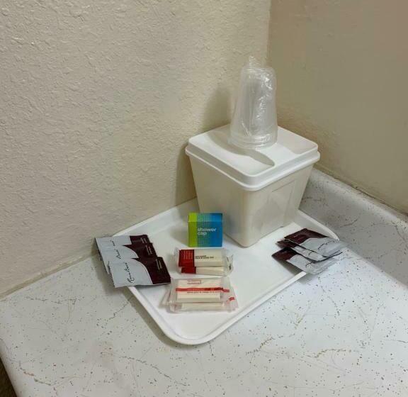 חדר סטנדרט שתי מיטות זוגיות, Economy Inn