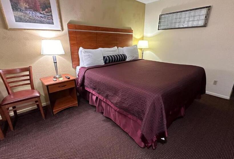 Стандартный Номер Кровать Кинг, Economy Inn