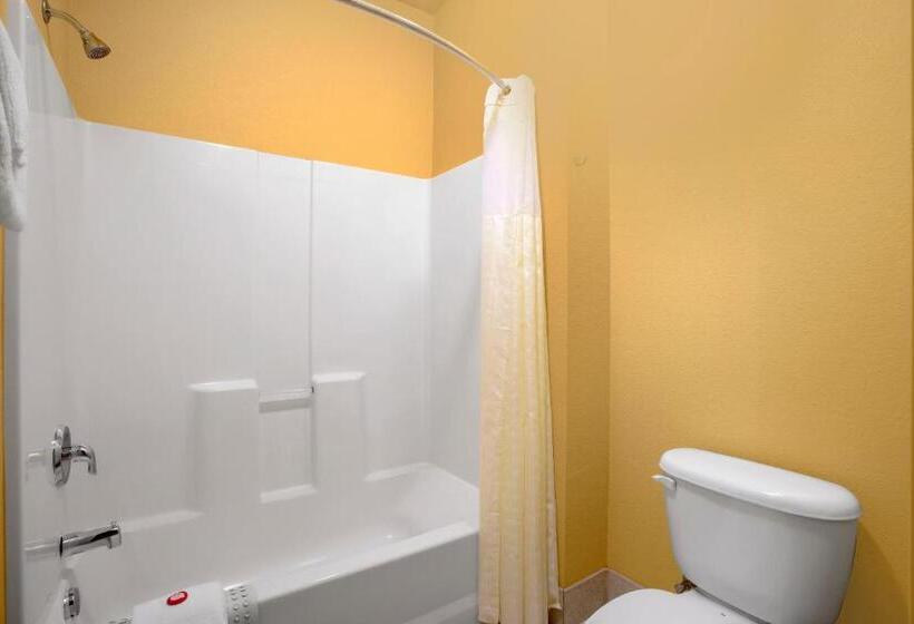 스탠다드 룸, OYO Hotel Valley View TX, I-35