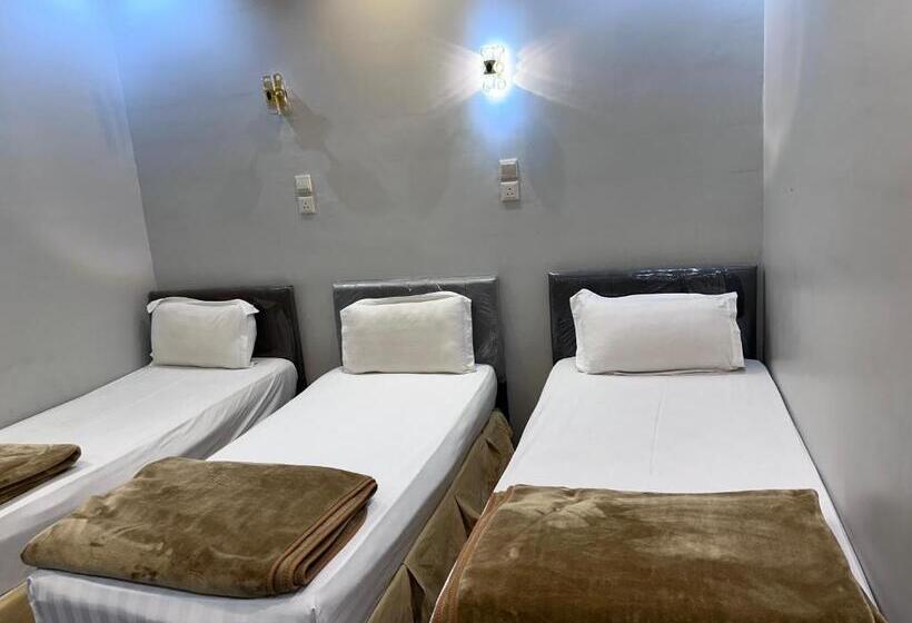 标准三人间, منارة المدينه