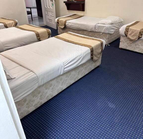 家庭间, منارة المدينه