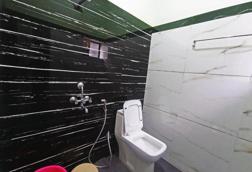 חדר דלוקס, Kadamba